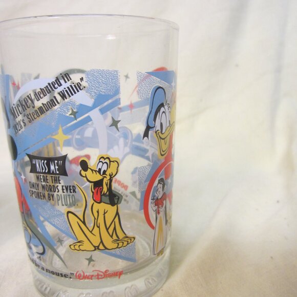 VTG DISNEY TUMBLERS MCDONALDS COLLECTIBLE 100 YEARS OF MAGIC - Picture 9 of 16